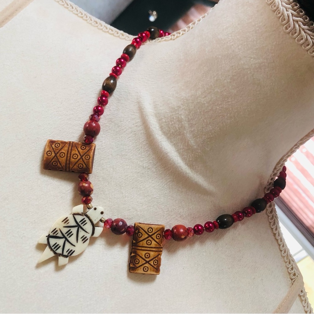 Handcrafted carved stone jasper turtle Czech glass Pearl necklace